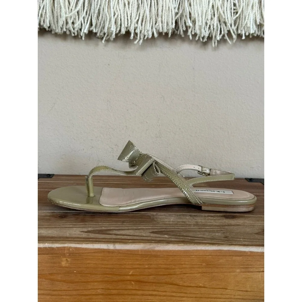 L.K. Bennett Bondi Gray Khaki Patent Leather Bow Thong Sandals Size 38.5/ US 8.5
